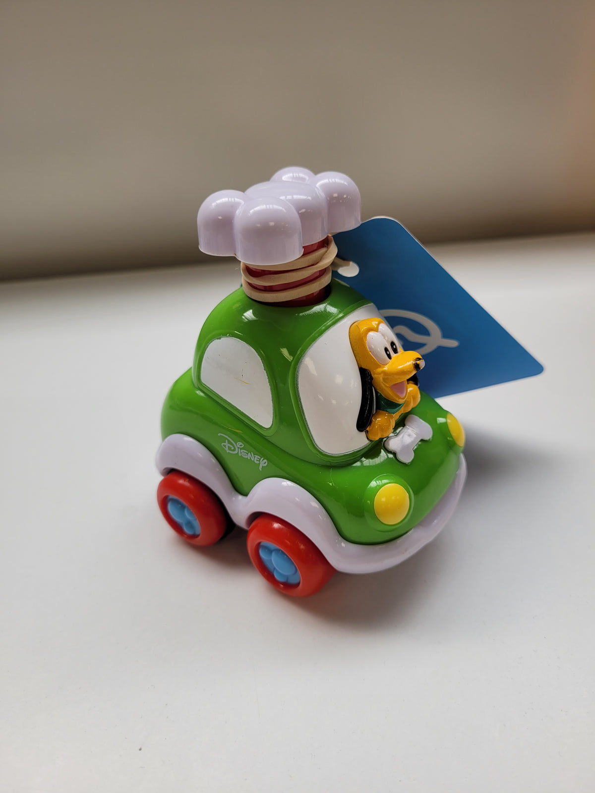 Petite voiture de Disney