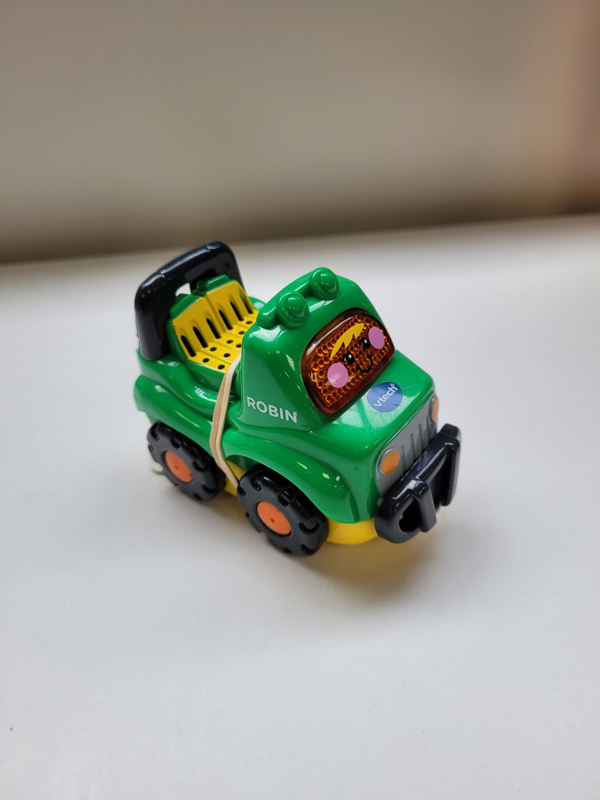 Voiture vert foncé