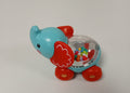 Petit éléphant forme voiture