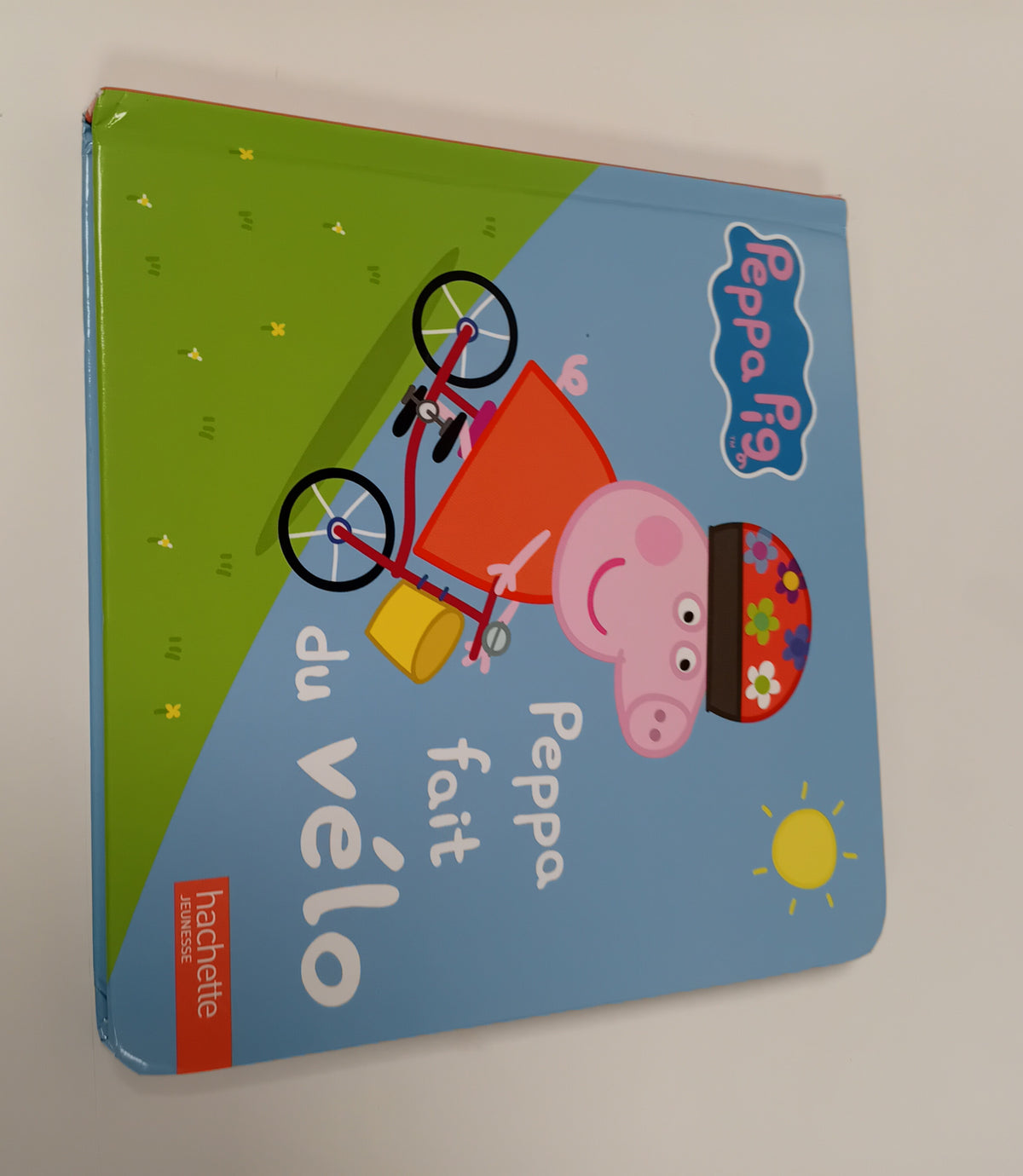 Peppa Pig fait du vélo